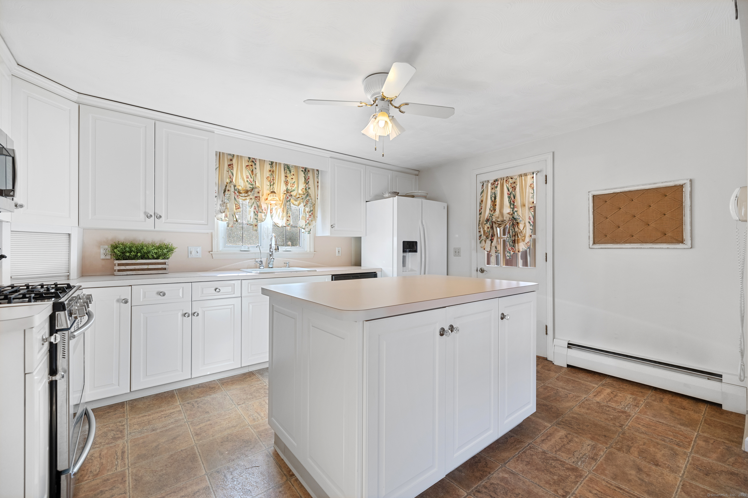 1 Dave Street, Plainville, Connecticut image 11