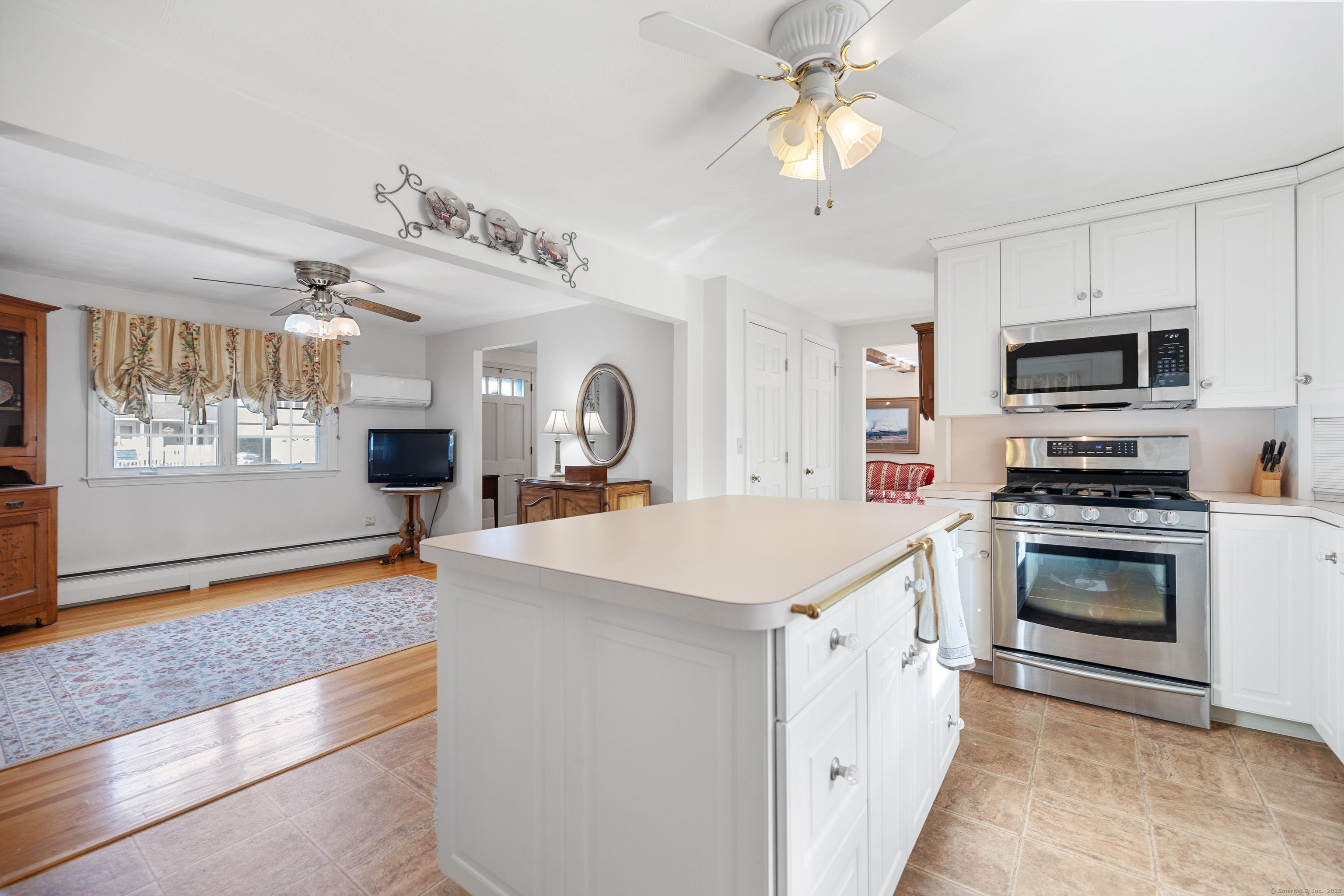 1 Dave Street, Plainville, Connecticut image 13