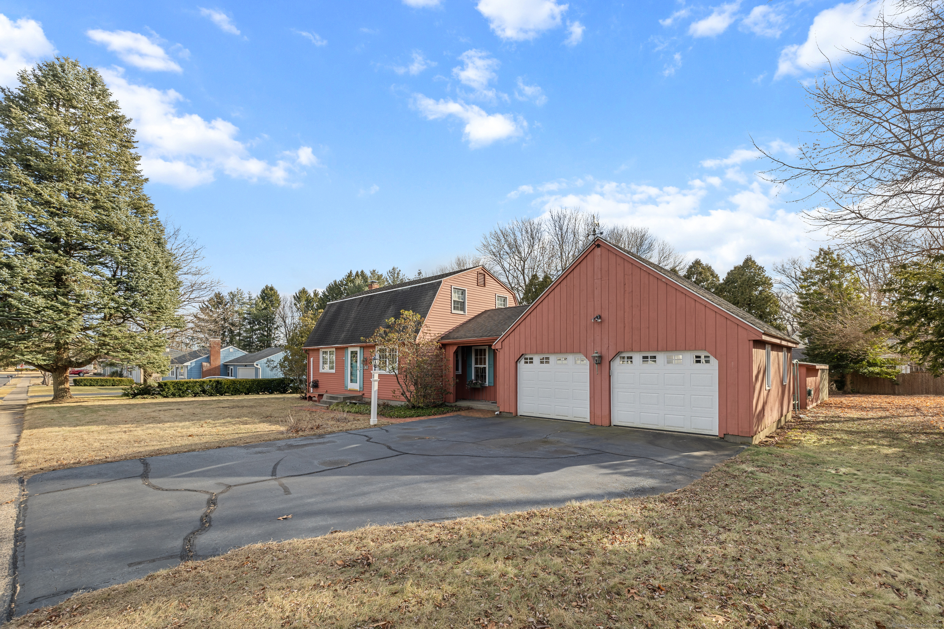 1 Dave Street, Plainville, Connecticut image 32