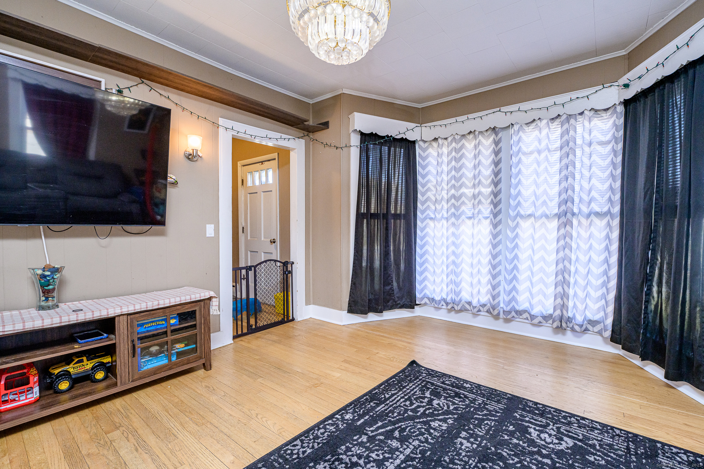 Plainfield, Connecticut 06374, United States, 3 Bedrooms Bedrooms, ,1 BathroomBathrooms,Residential,Active,246763