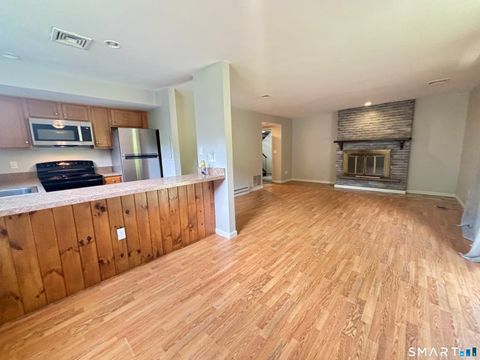 Condo For Sale - 229 Bacon Pond Road #452<br/> Litchfield County, Woodbury, CT 06798