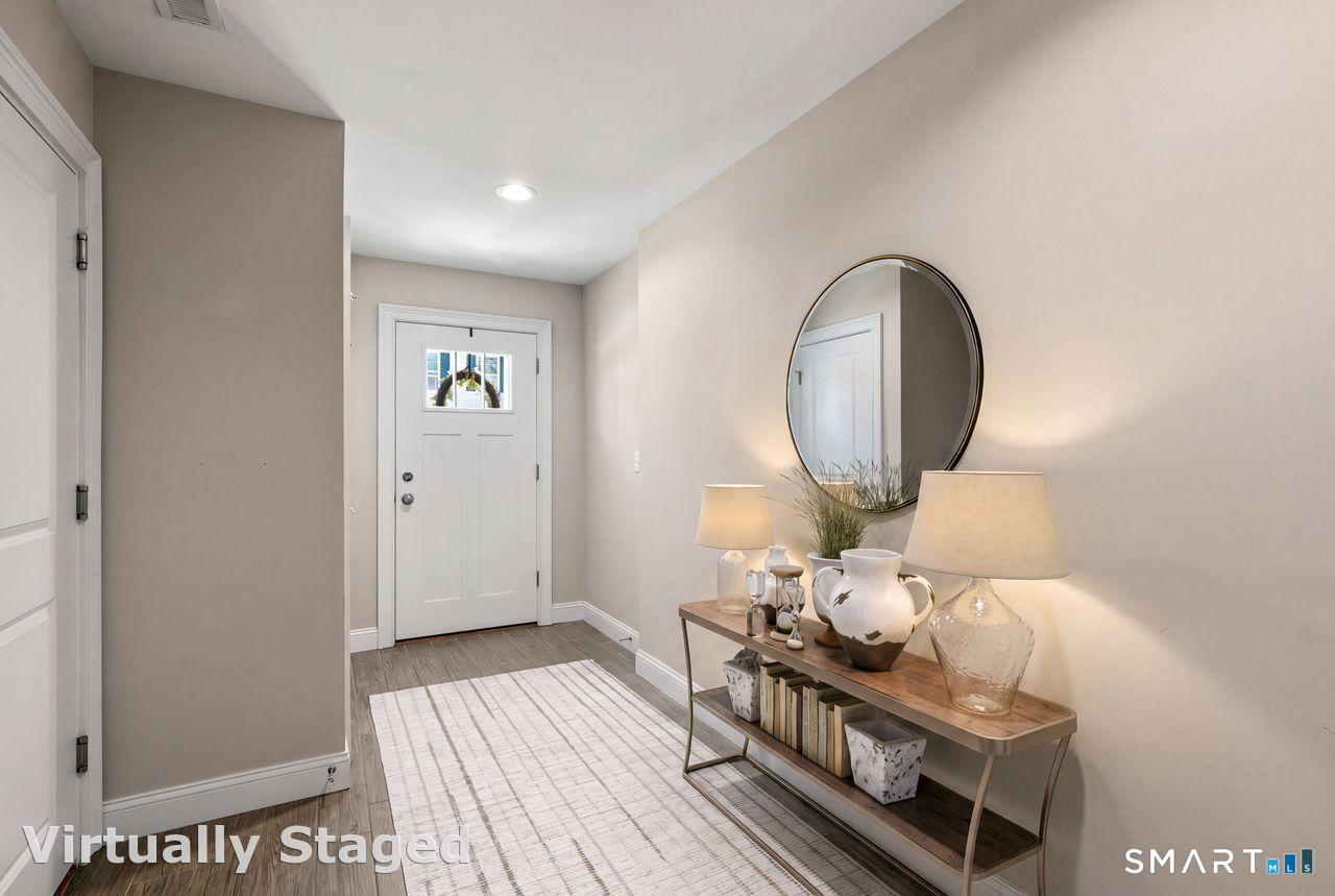 11 Village Crossing 11