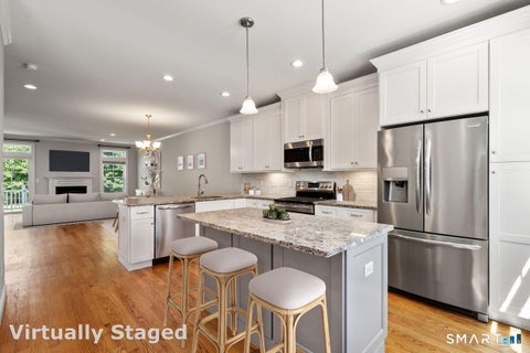 Tiny photo for 11 Village Crossing #11, East Lyme, CT 06357 (MLS # 24196482)