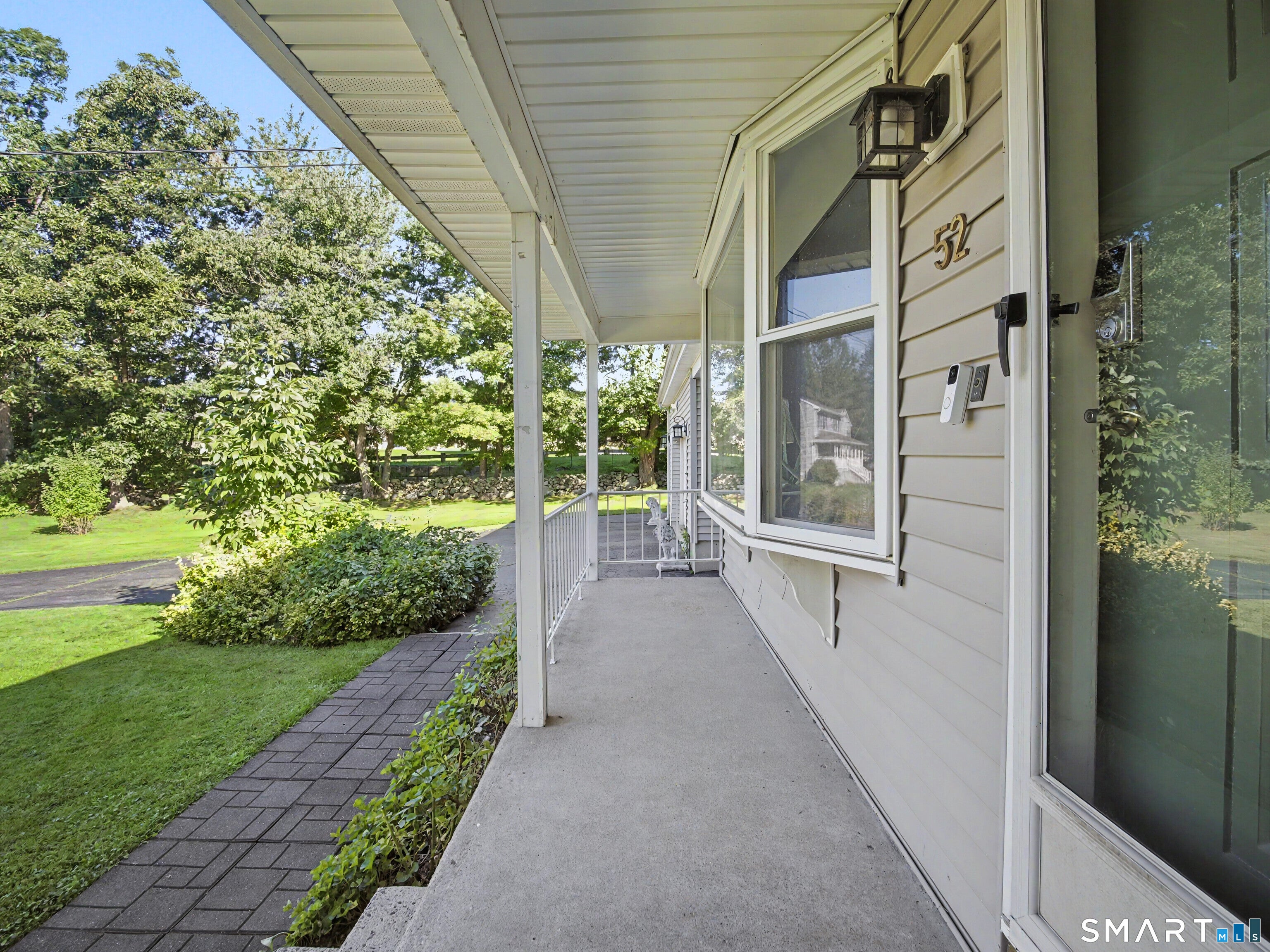 52 Consolation Street