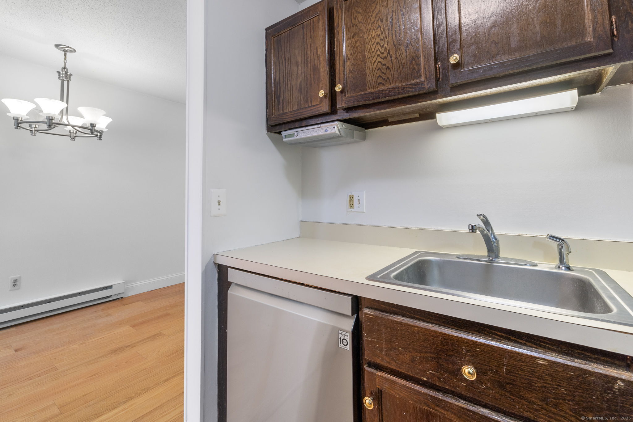 279 Redstone Hill Road #APT 66B, Bristol, Connecticut image 19