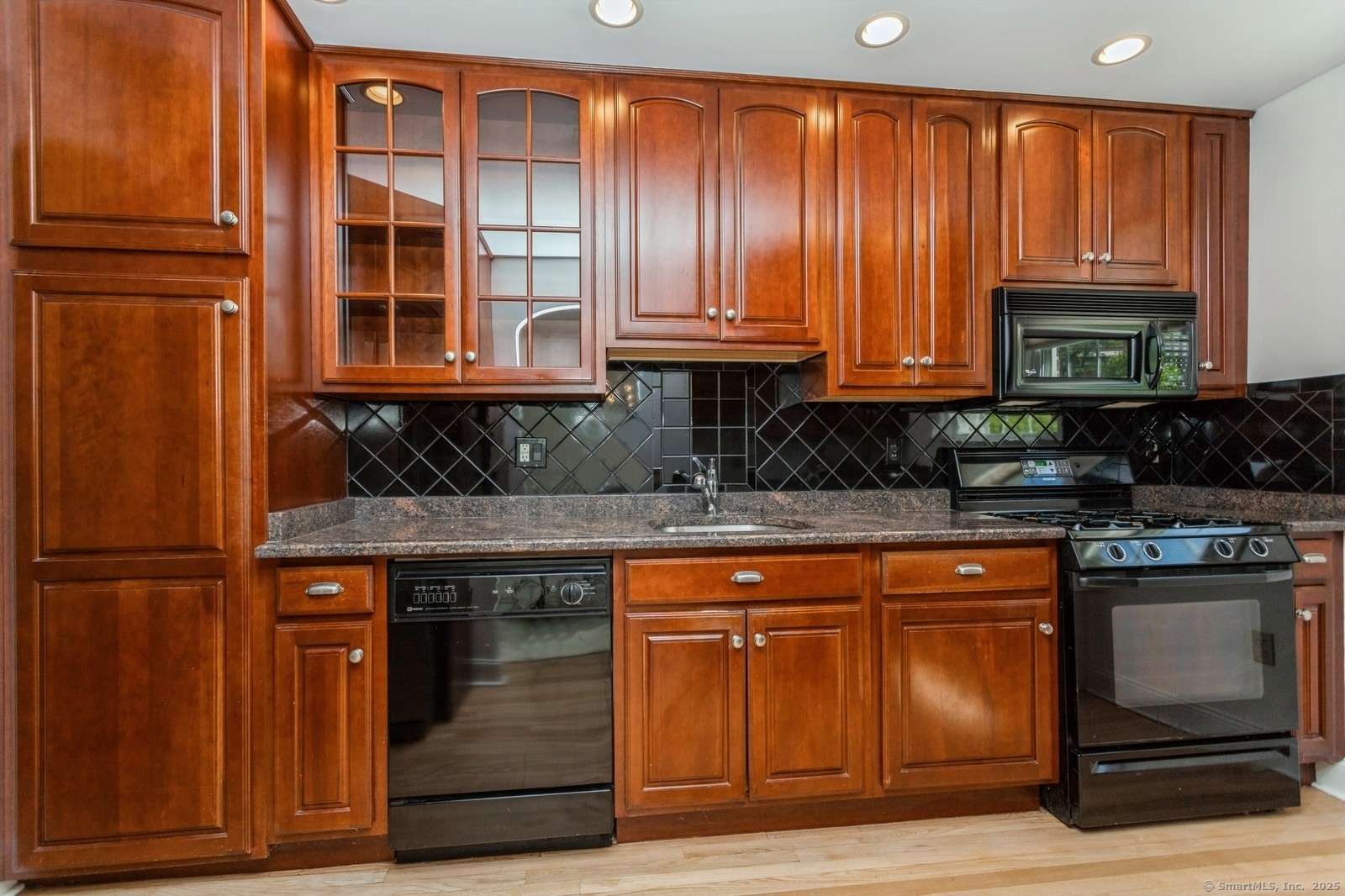 73 Putnam Park, Greenwich, Connecticut image 2