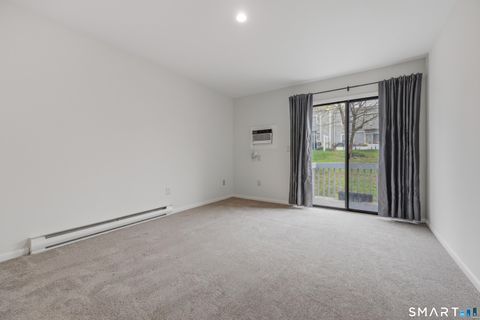 Tiny photo for 274 Church Street #3D, Guilford, CT 06437 (MLS # 24170092)