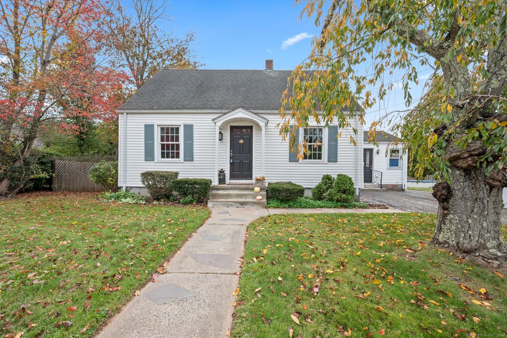 Photo of 32 Belvedere Road, North Haven, CT 06473 (MLS # 24137403)