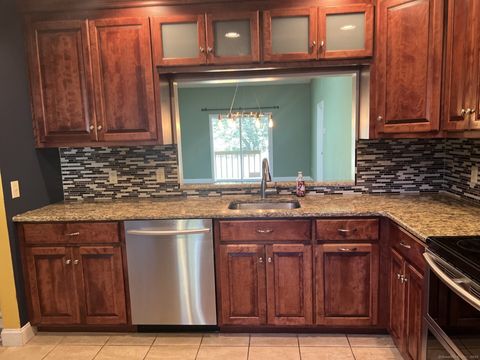 Tiny photo for 34 Simsbury Landing #34, Simsbury, CT 06070 (MLS # 24134010)