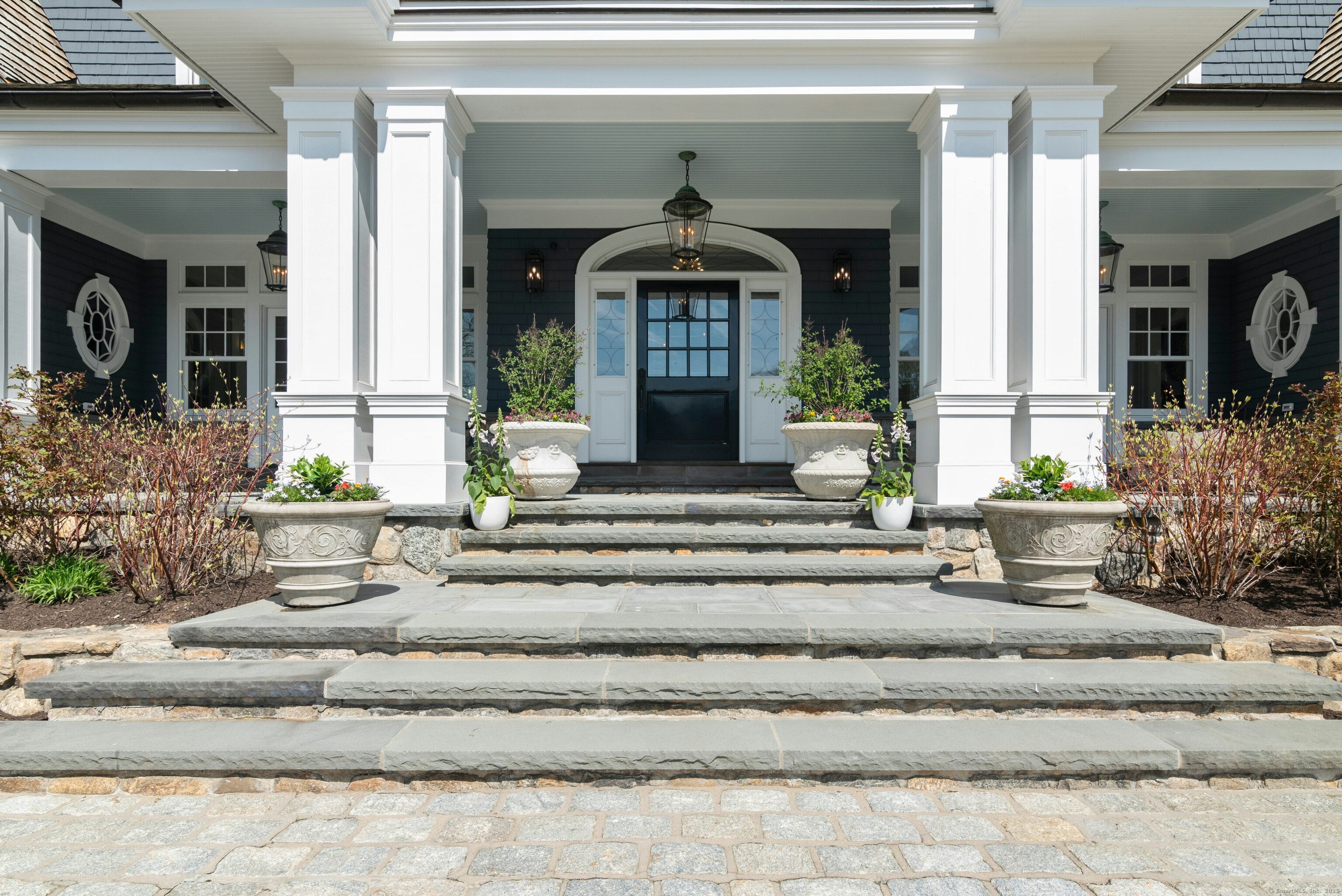 727 Smith Ridge Road, New Canaan, Connecticut image 3