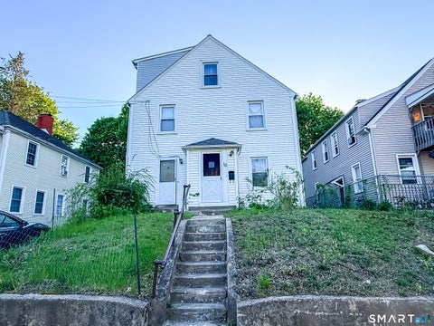 Multifamily For Sale - 10 Edgewood Street<br/> Bristol, CT 06010