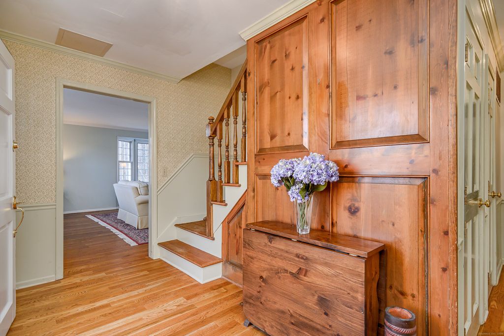 Photo of 14 Concord Ridge Road, Newtown, CT 06470 (MLS # 24141410)