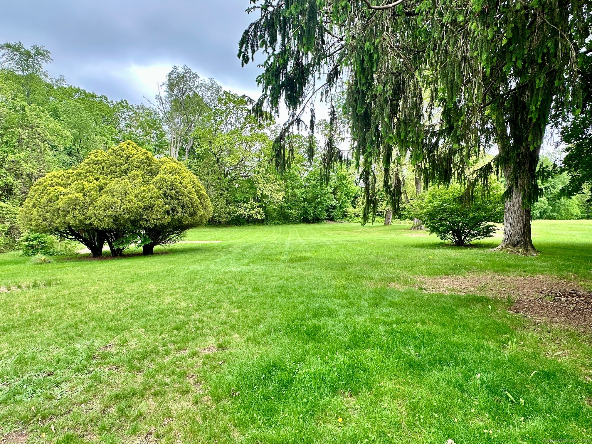 32 Broad Brook Road, East Windsor, Connecticut image 6