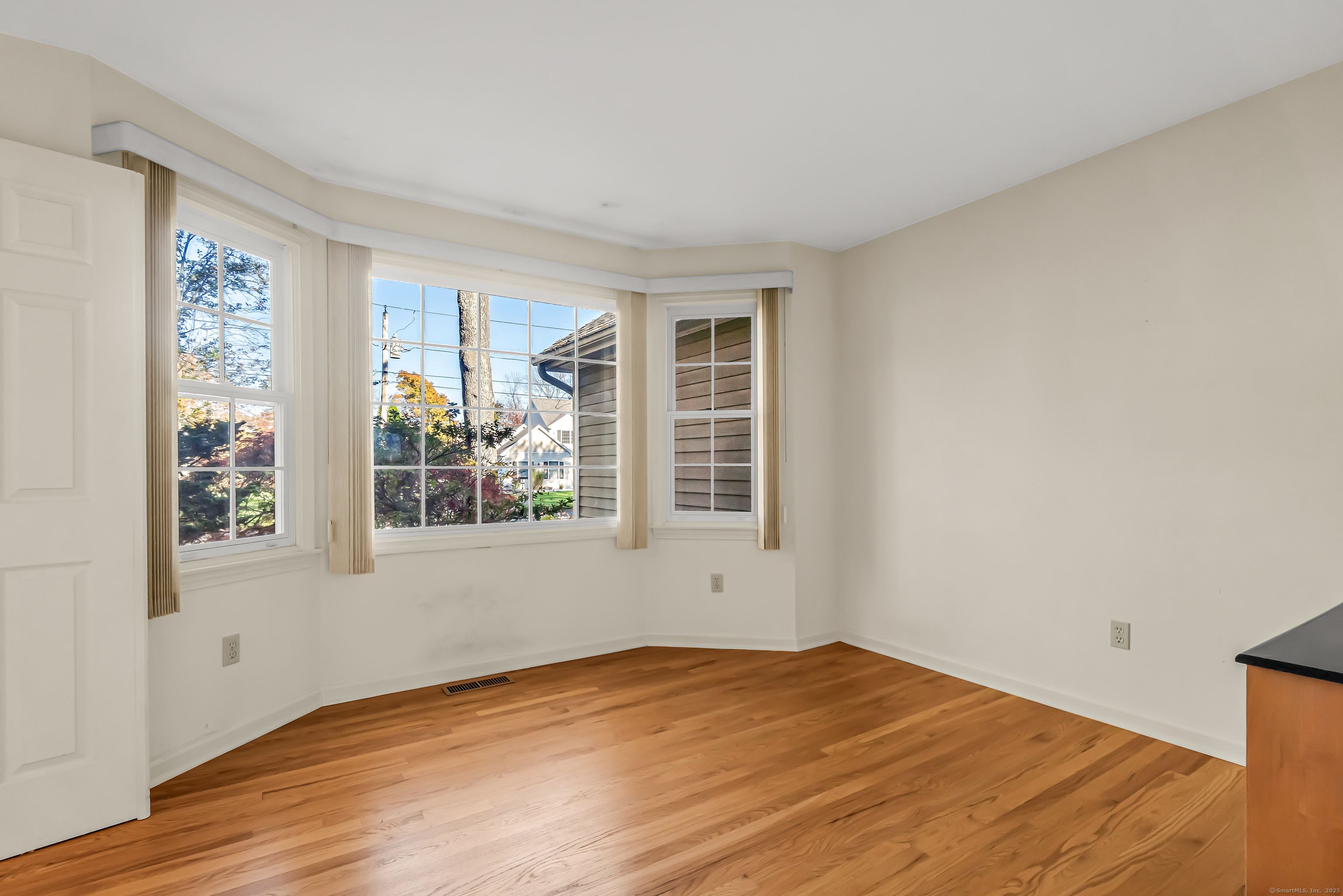 24 Roaring Brook Lane