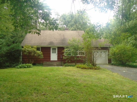 Homes For Sale - 7 Knollwood Circle<br/> Simsbury, CT 06070