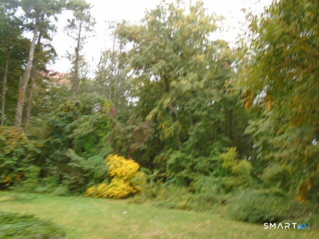 7 Knollwood Circle