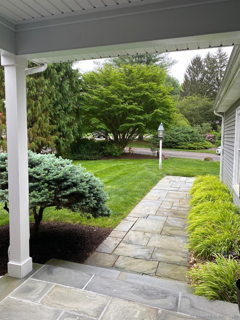 2 Tunxis Place