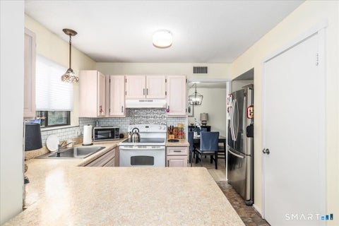 Tiny photo for 162 Heritage Village #D, Southbury, CT 06488 (MLS # 24208530)