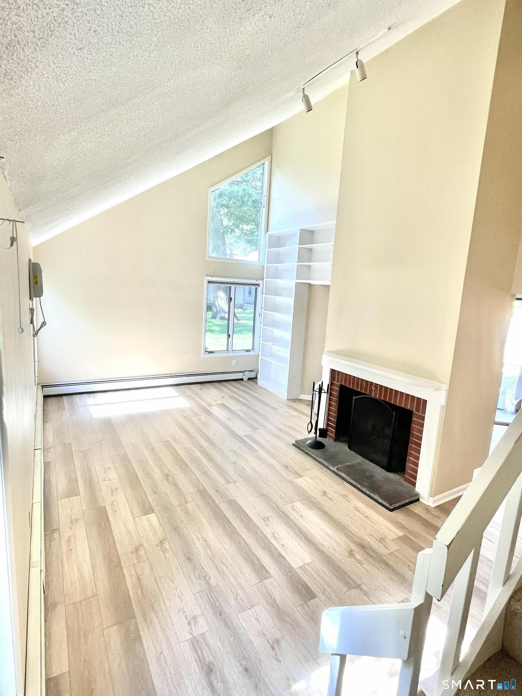 17-D Yankee Glen Drive 17D
