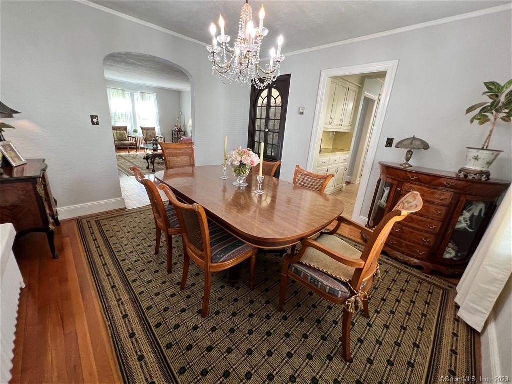 Photo 6 of 35 of 340 Glenbrook Road house