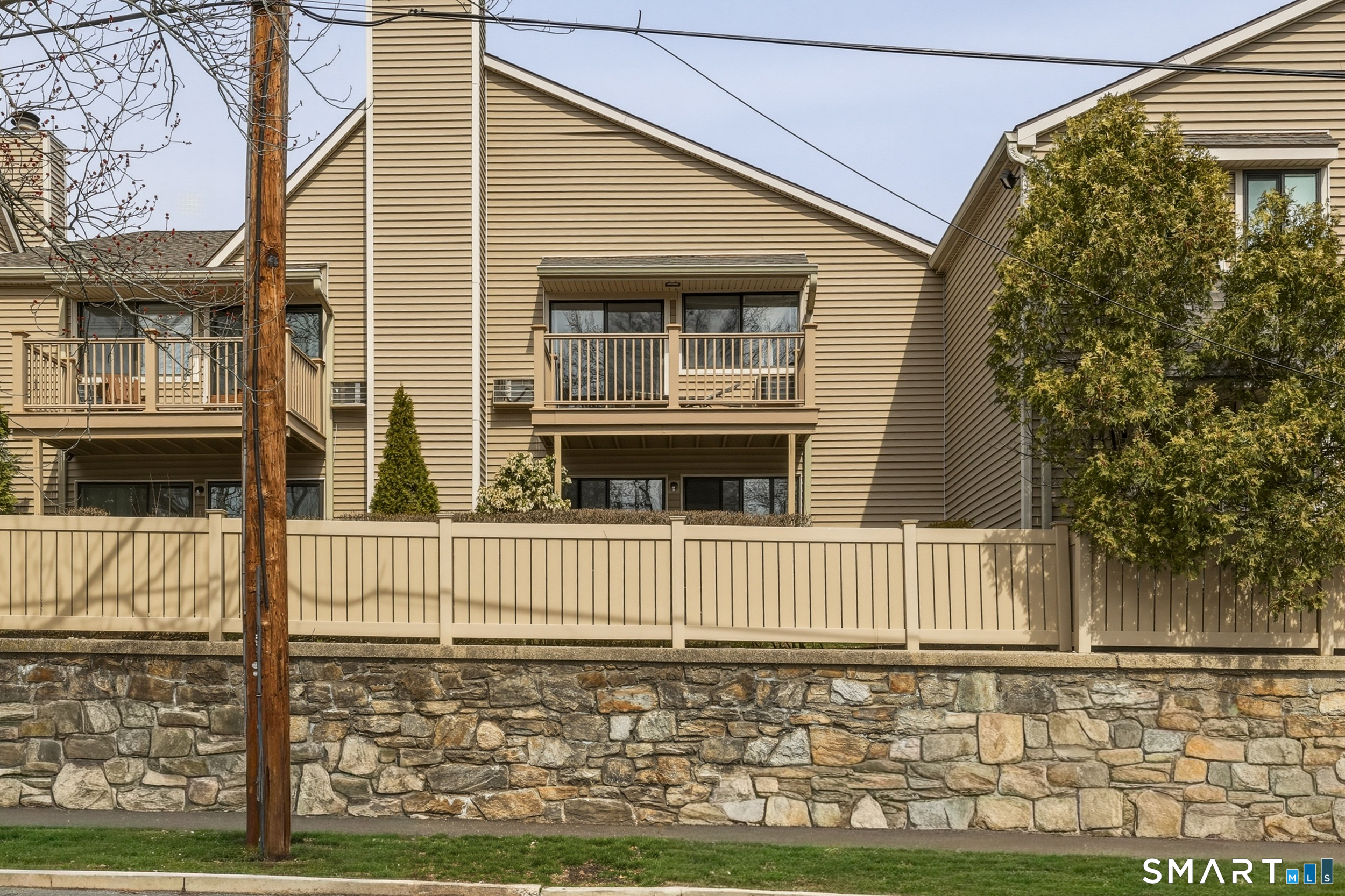 377 Glenbrook Road APT 5