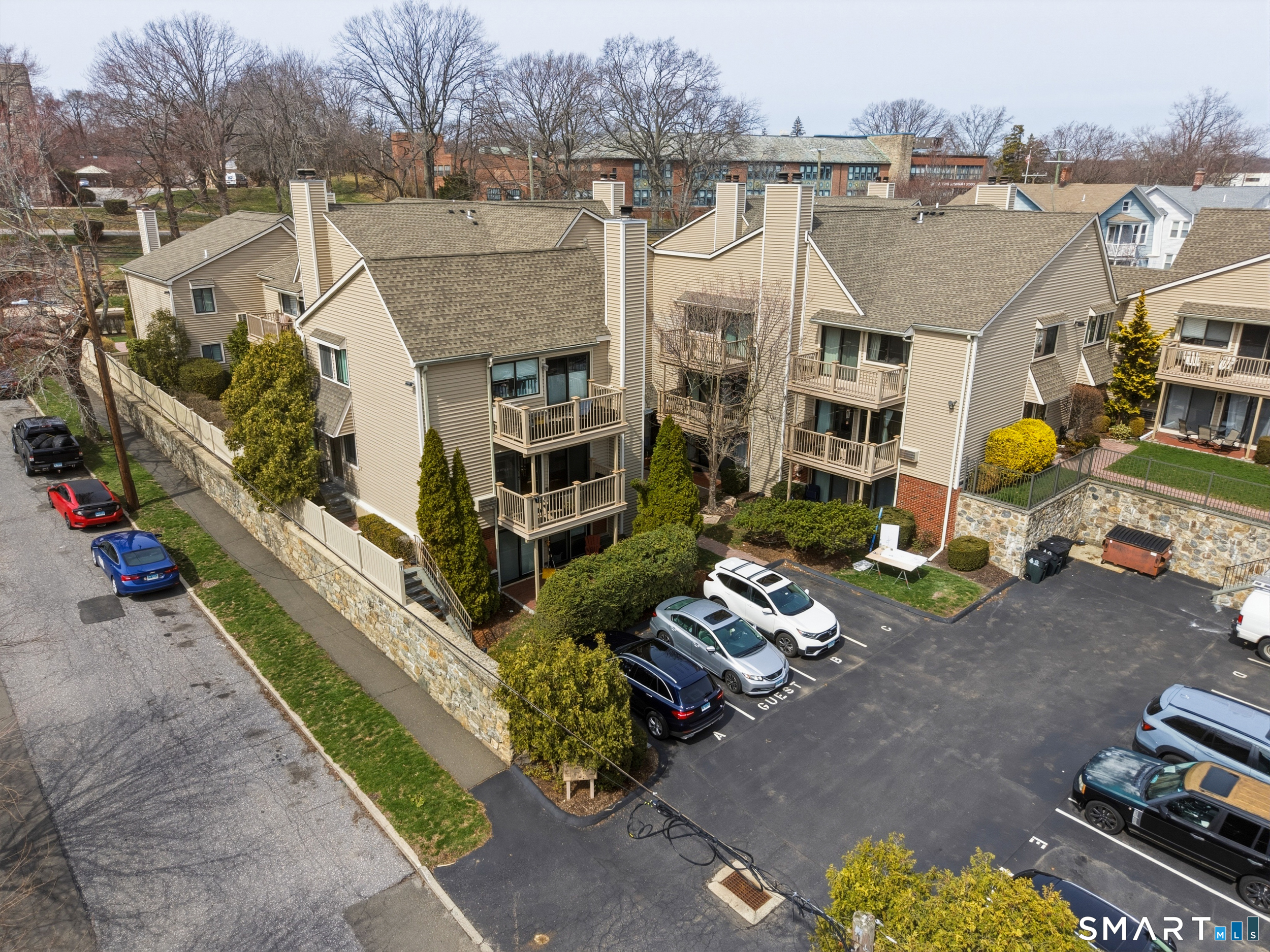 377 Glenbrook Road APT 5