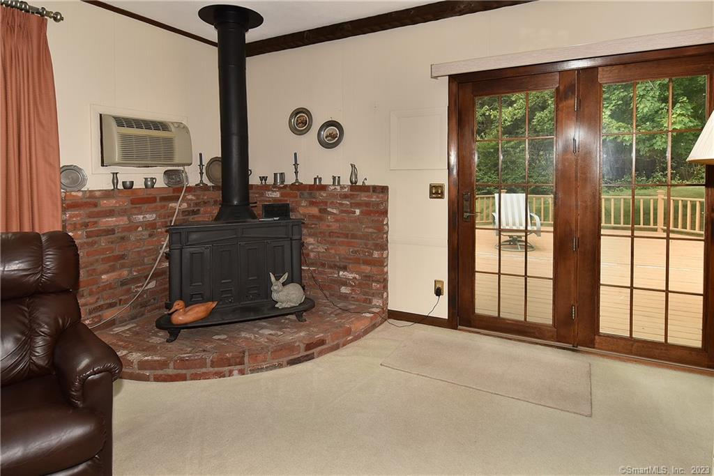 Photo 8 of 32 of 125 Hany Lane house