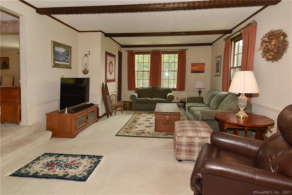 Photo 6 of 32 of 125 Hany Lane house