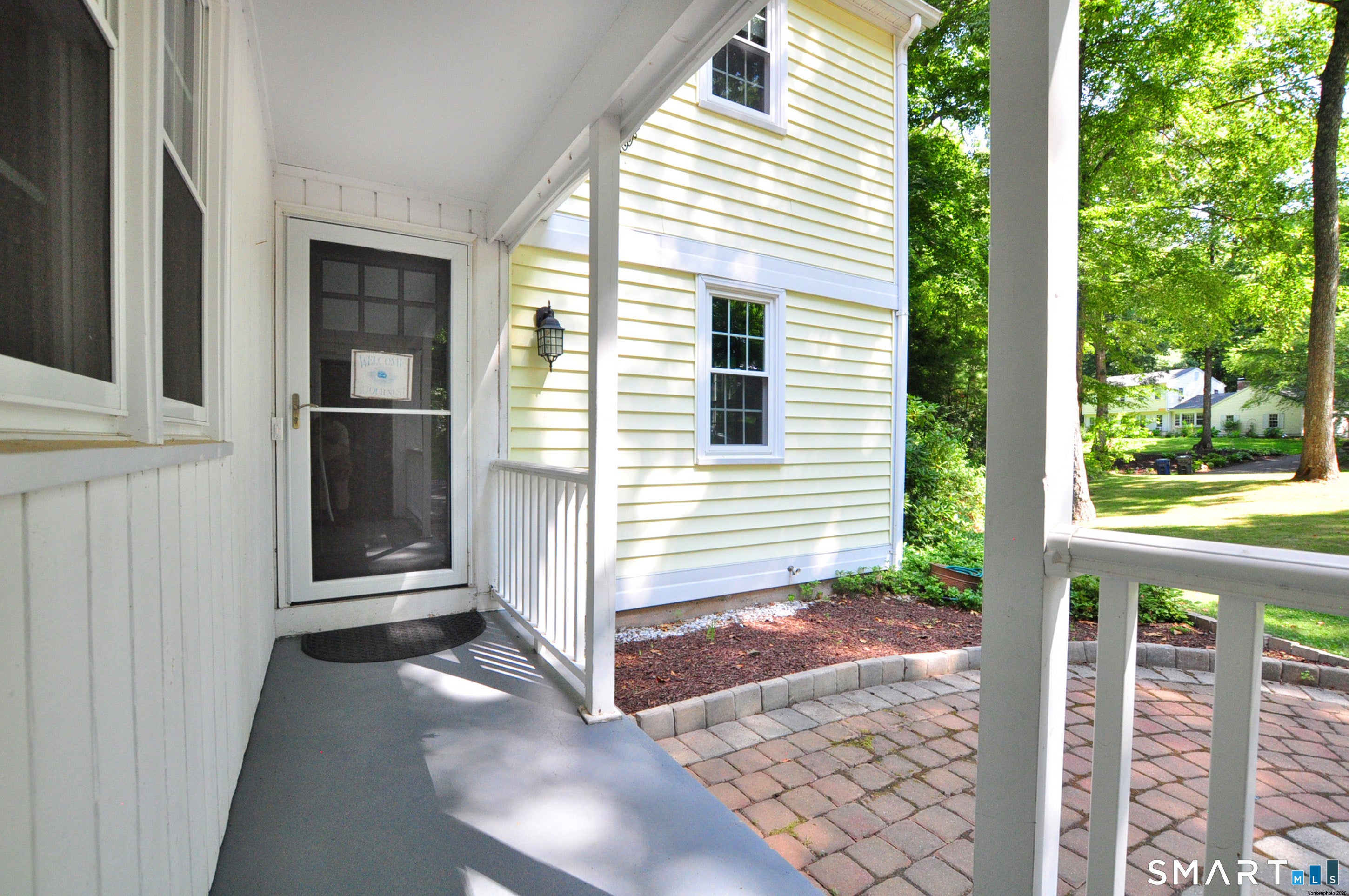 11 Roundhill Road
