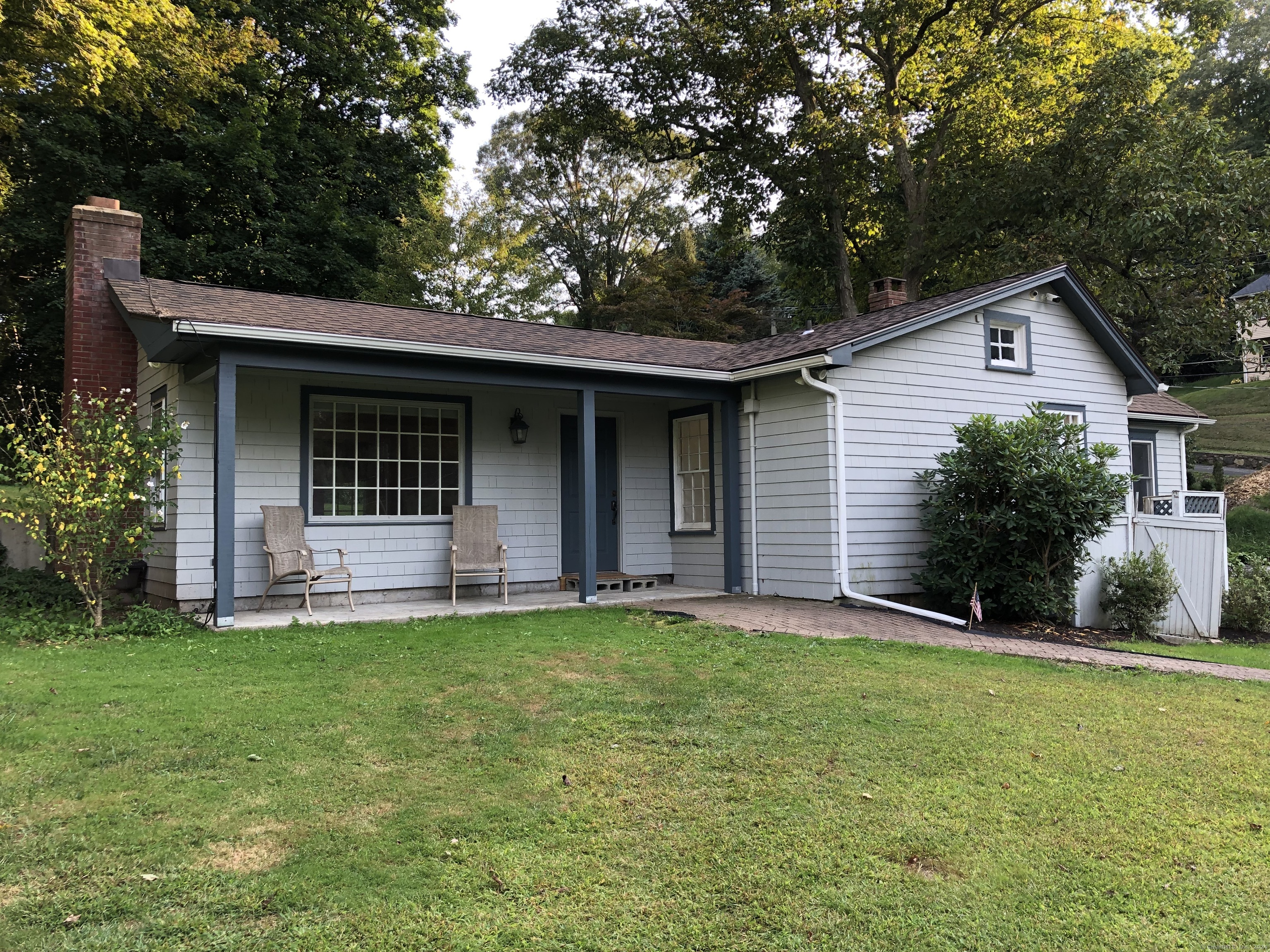 Property for Sale at 49 Putnam Park Road, Bethel, Connecticut - Bedrooms: 2 
Bathrooms: 2 
Rooms: 5  - $449,900