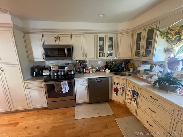 Rental Property at Hudson Street, Bethel, Connecticut - Bedrooms: 3 
Bathrooms: 3 
Rooms: 7  - $4,000 MO.