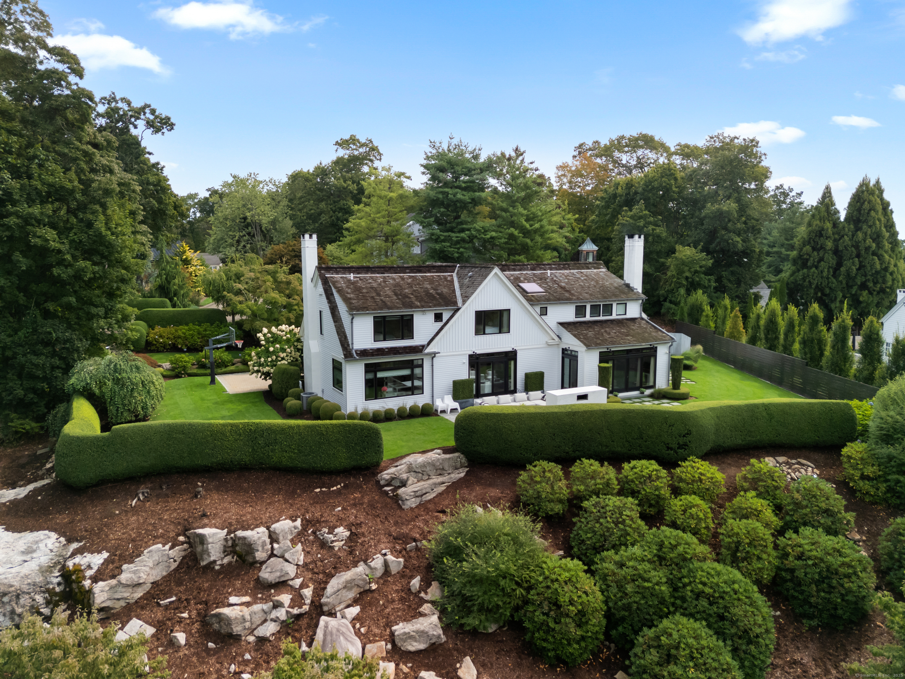 8 Gaylea Drive