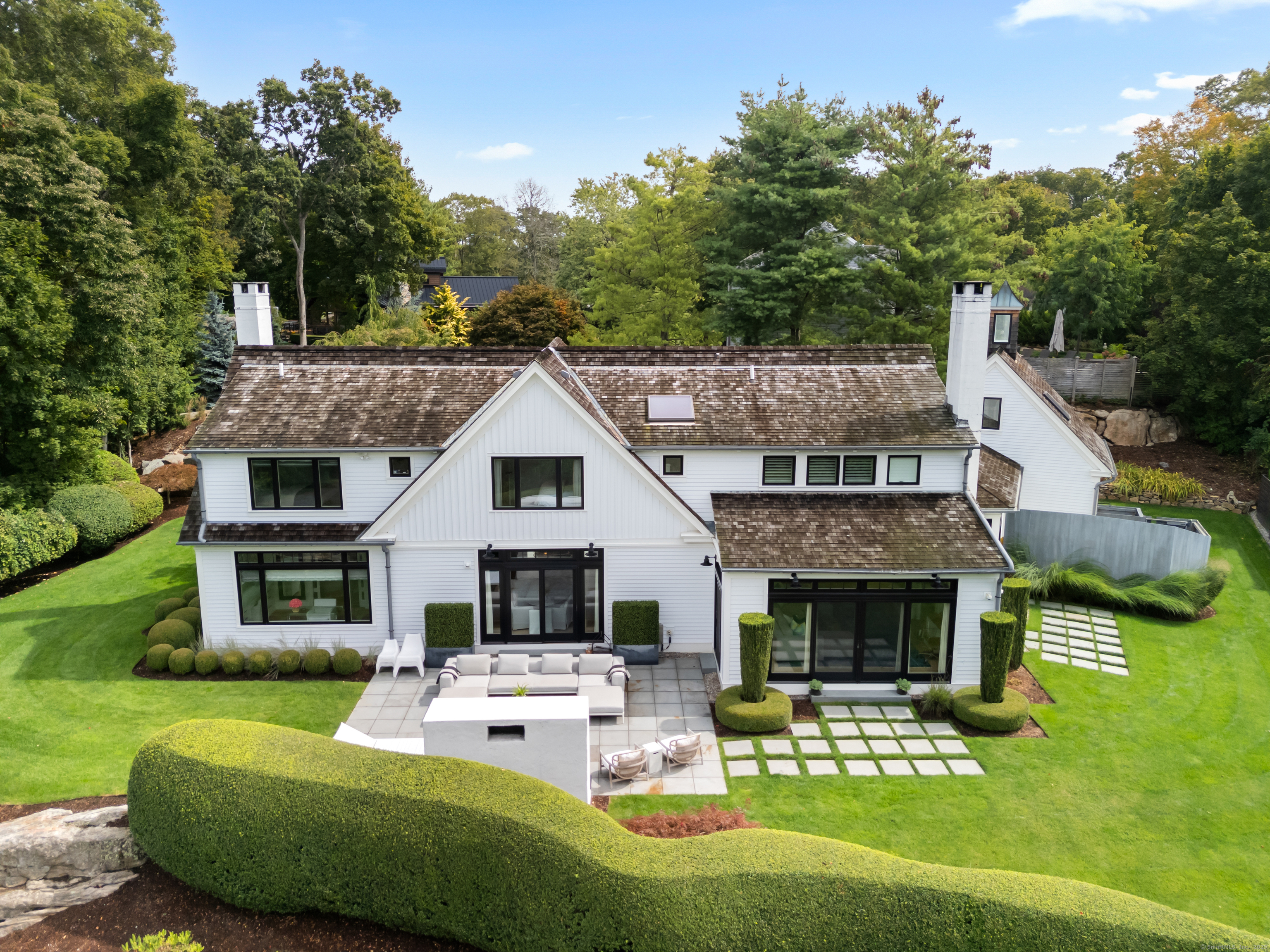 8 Gaylea Drive