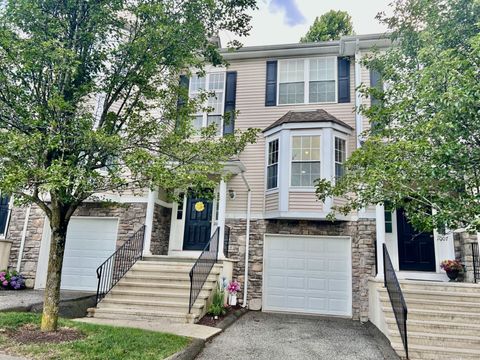 1006 Sienna Drive 1006 Danbury CT 06810