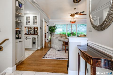 Tiny photo for 2 Bramble Bush #2, Avon, CT 06001 (MLS # 24149337)
