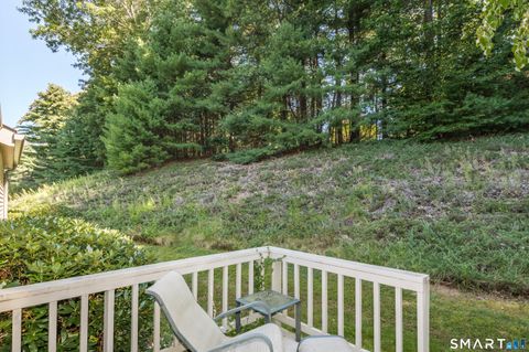 Tiny photo for 2 Bramble Bush #2, Avon, CT 06001 (MLS # 24149337)