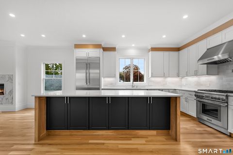 Tiny photo for 100 New England Avenue, Fairfield, CT 06824 (MLS # 24149291)