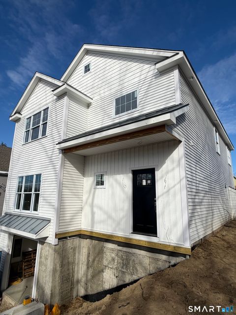 Photo of 100 New England Avenue, Fairfield, CT 06824 (MLS # 24149291)