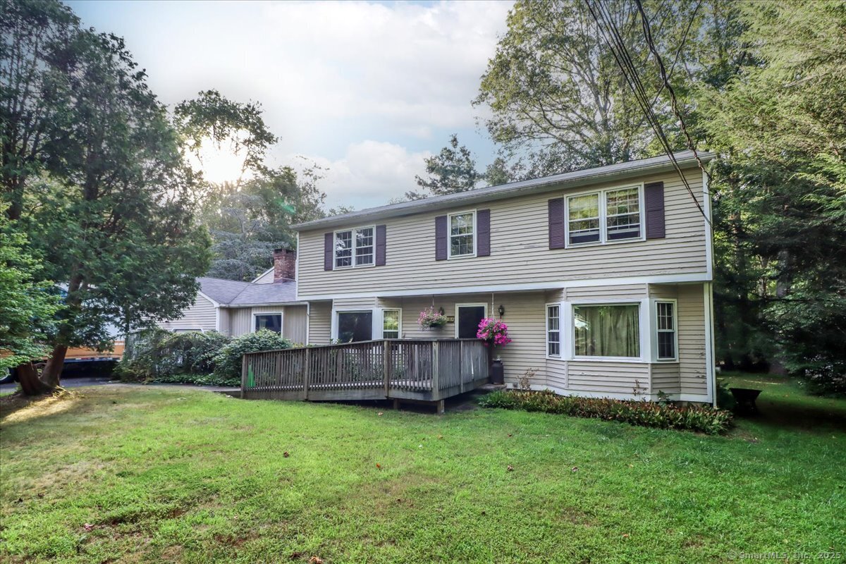 18 Skating Pond Road