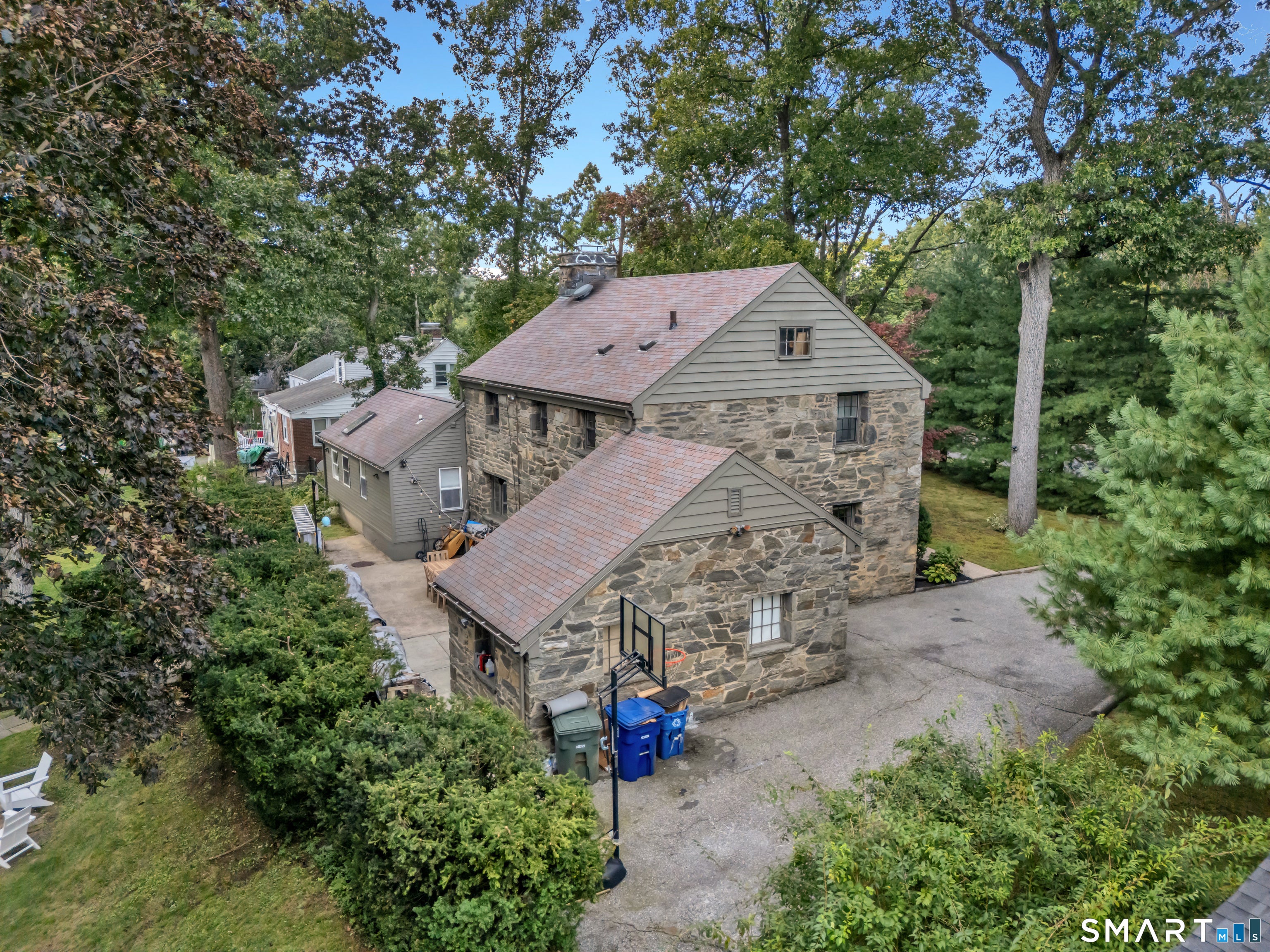 60 Broadbridge Road