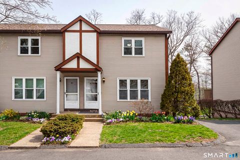 Photo of 71 White Oak Avenue #APT B6, Plainville, CT 06062 (MLS # 24154844)