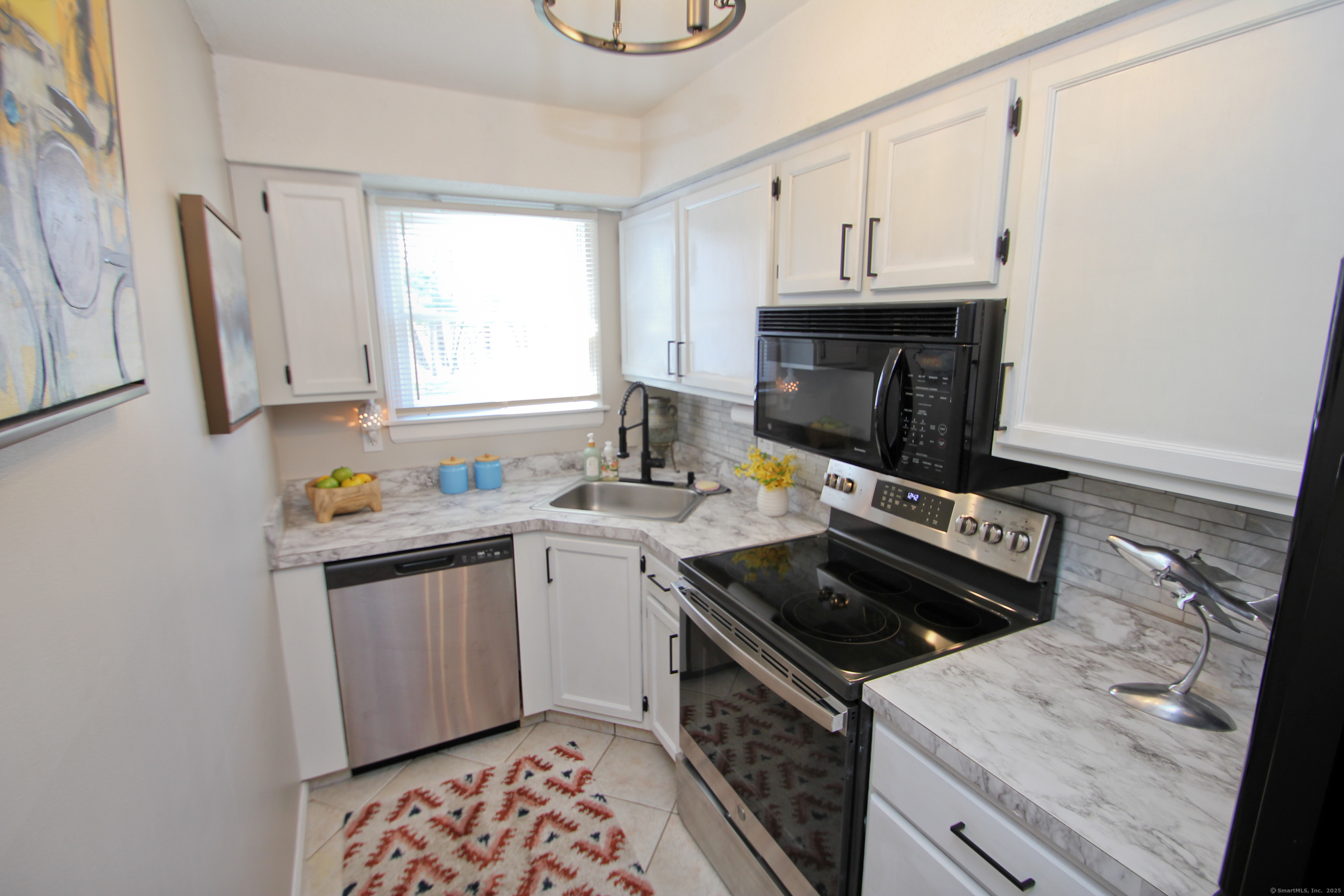 5 Concorde Way #A1, Windsor Locks, Connecticut image 16
