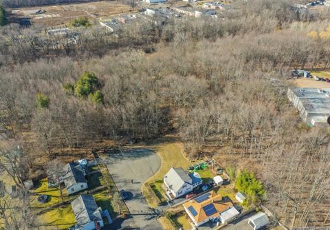 180 Brookline Avenue Bloomfield CT 06002