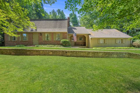 Photo of 43 Jamestown Road, Somers, CT 06071 (MLS # 24156194)