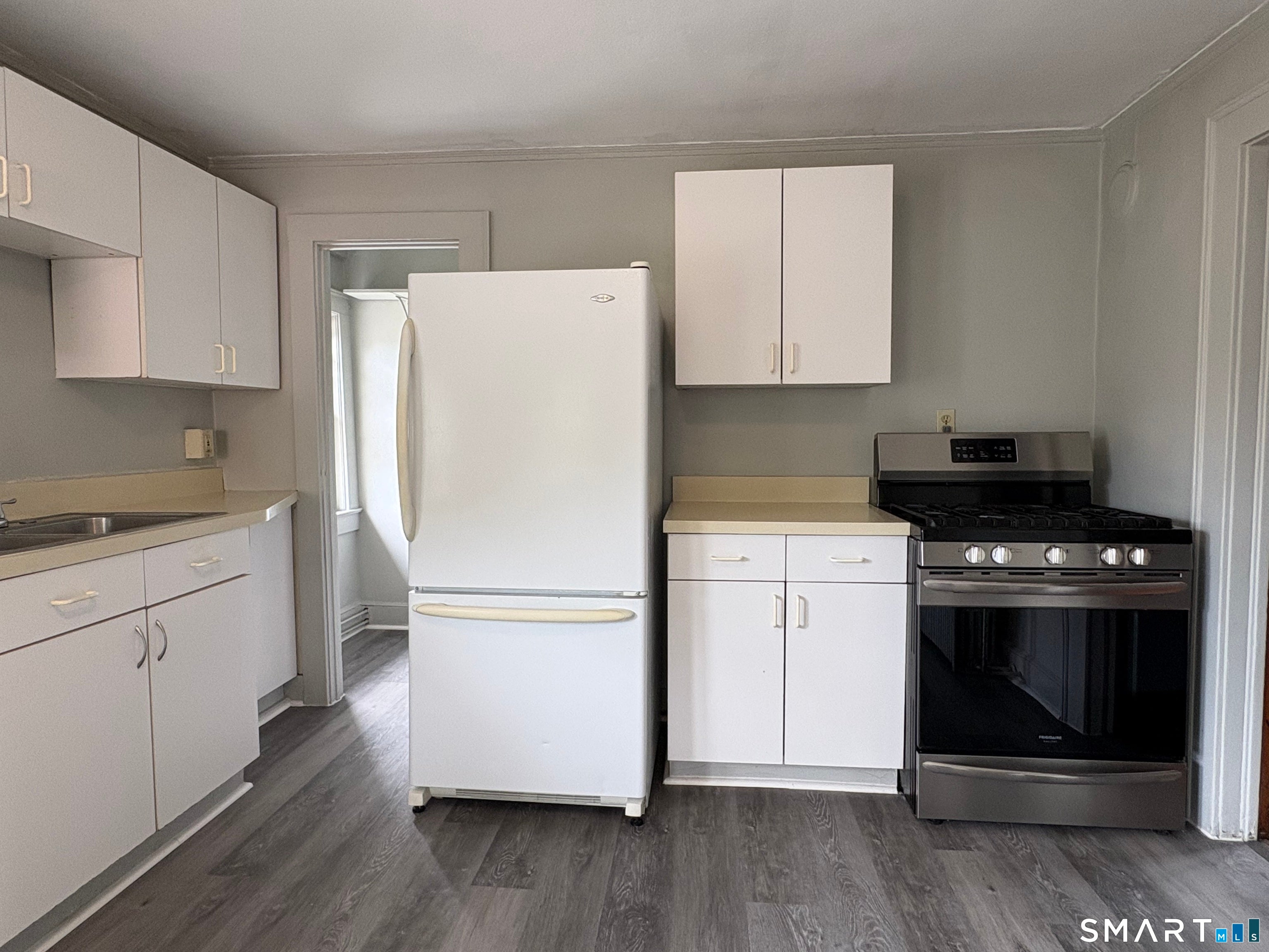 328 Main Street Floor 2