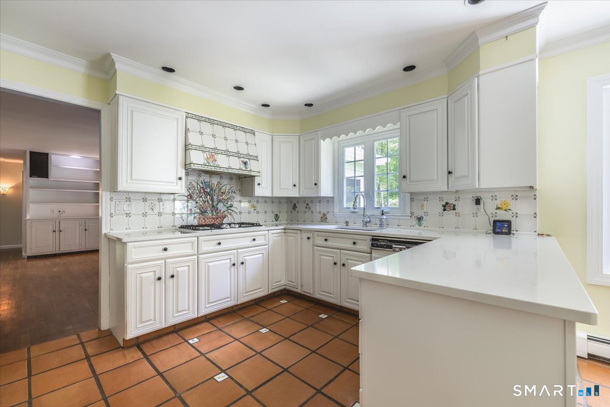 4 Twist Hill Road