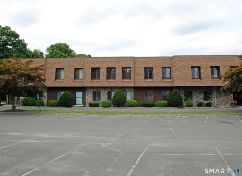 Photo of 304 Federal Road #206, Brookfield, CT 06804 (MLS # 24183709)