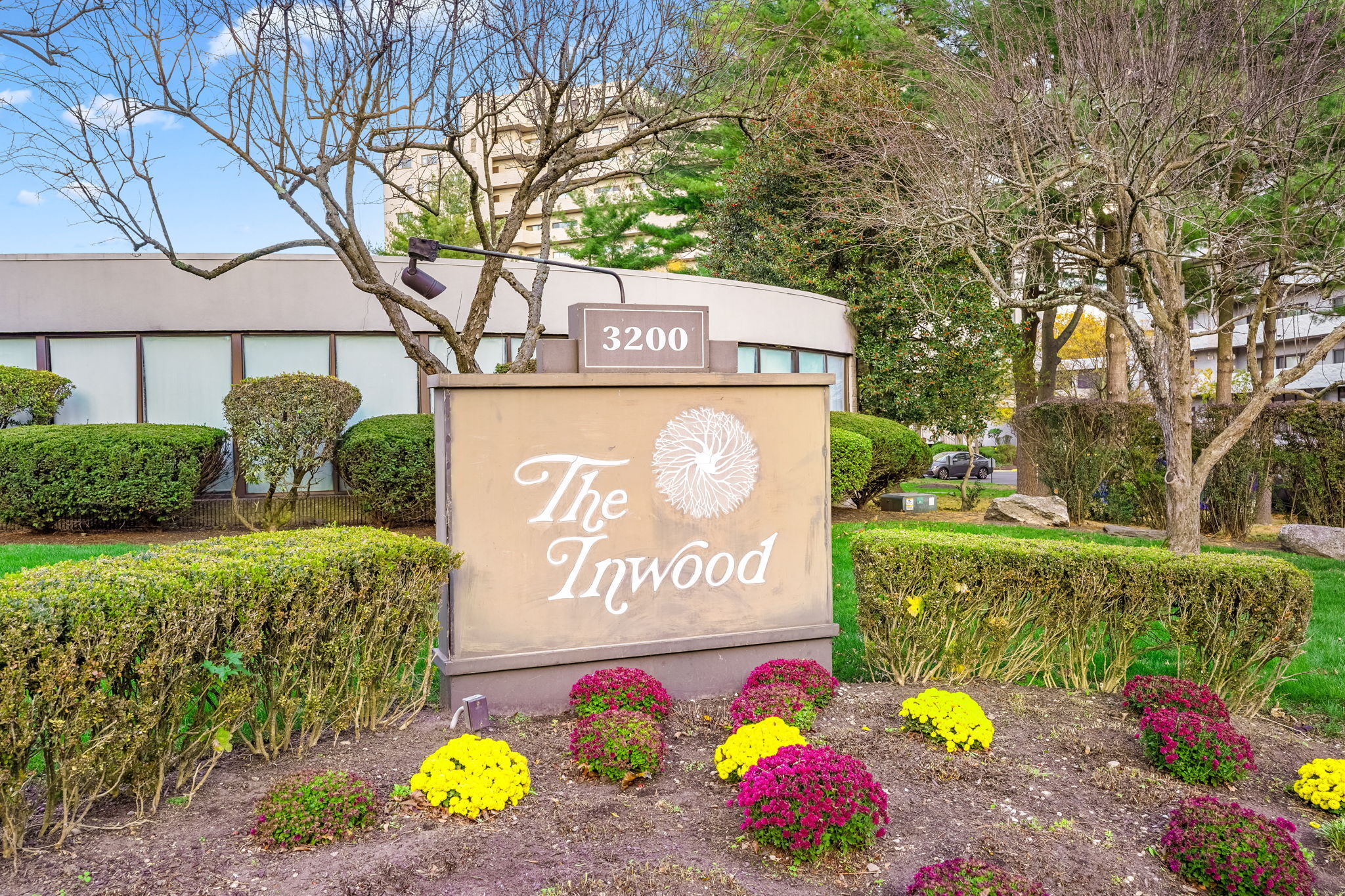 3200 Park Avenue 11C2