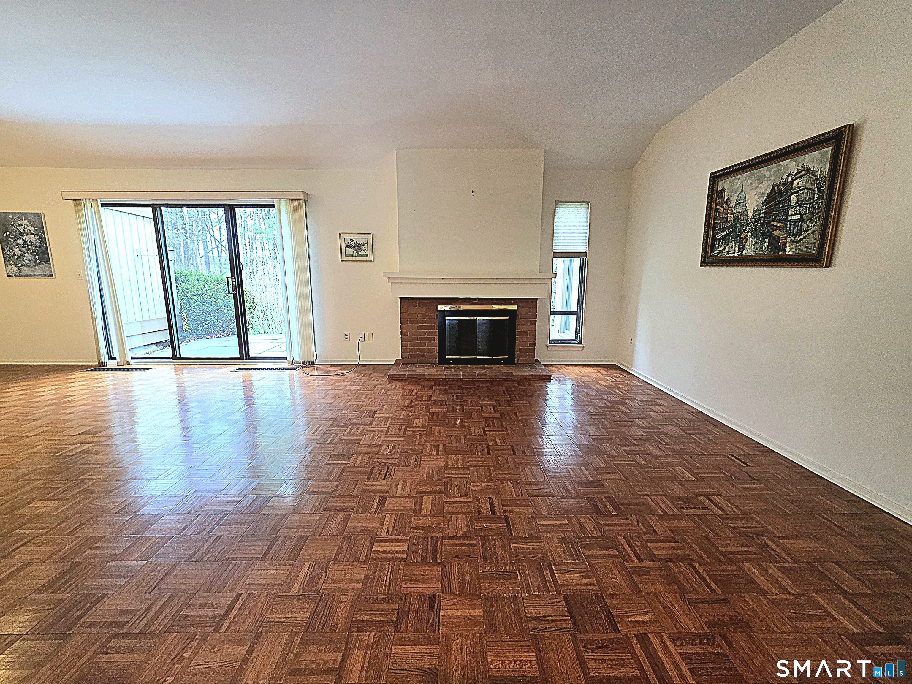 69 Heritage Village E