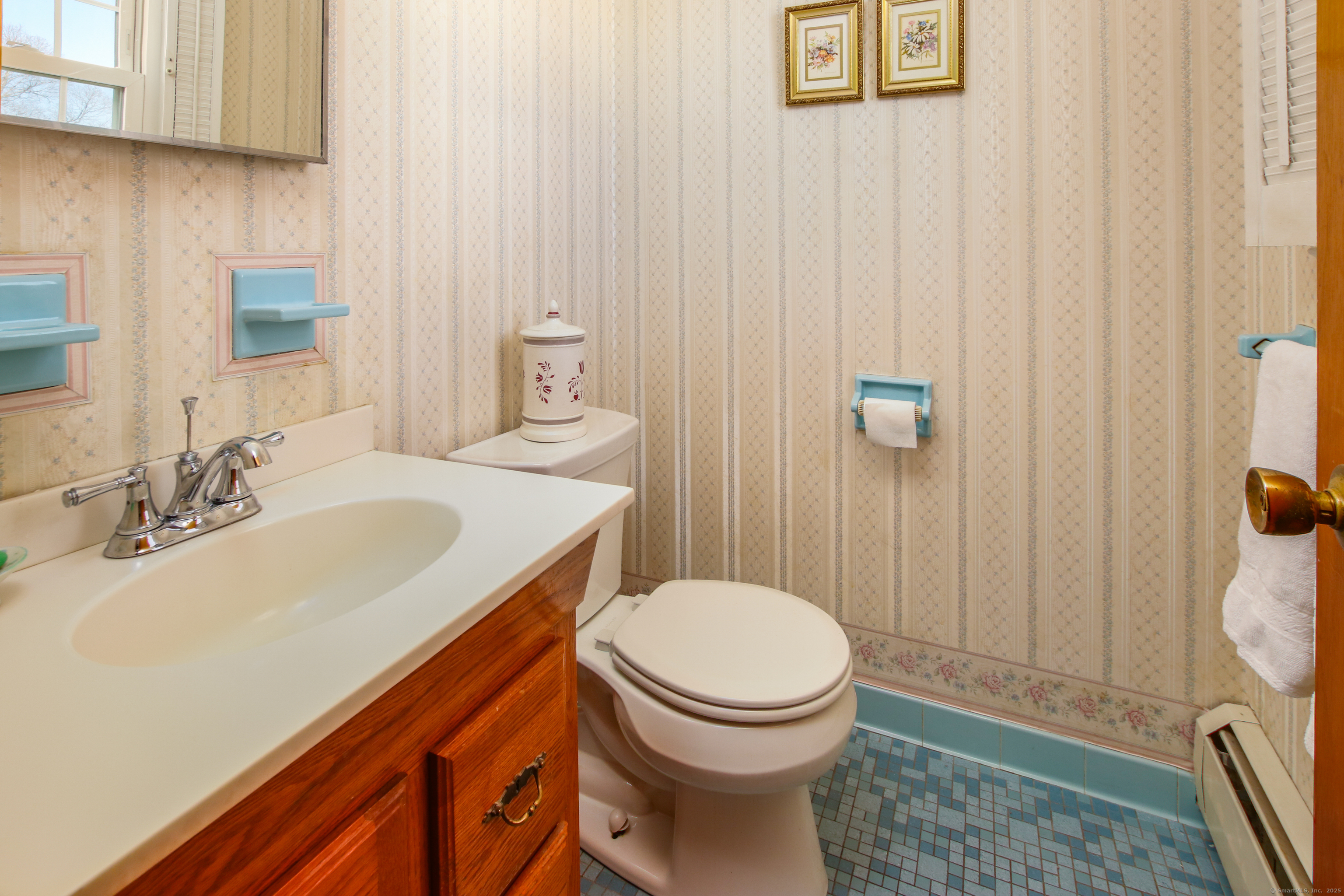 36 Carriage Drive, East Hartford, Connecticut image 26